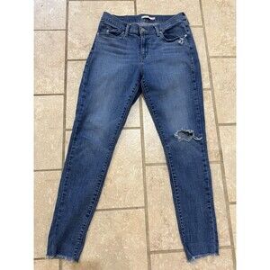 Levi's Curvy Skinny Jeans Women's Size 31x30 Medium Wash Distressed Raw Hem